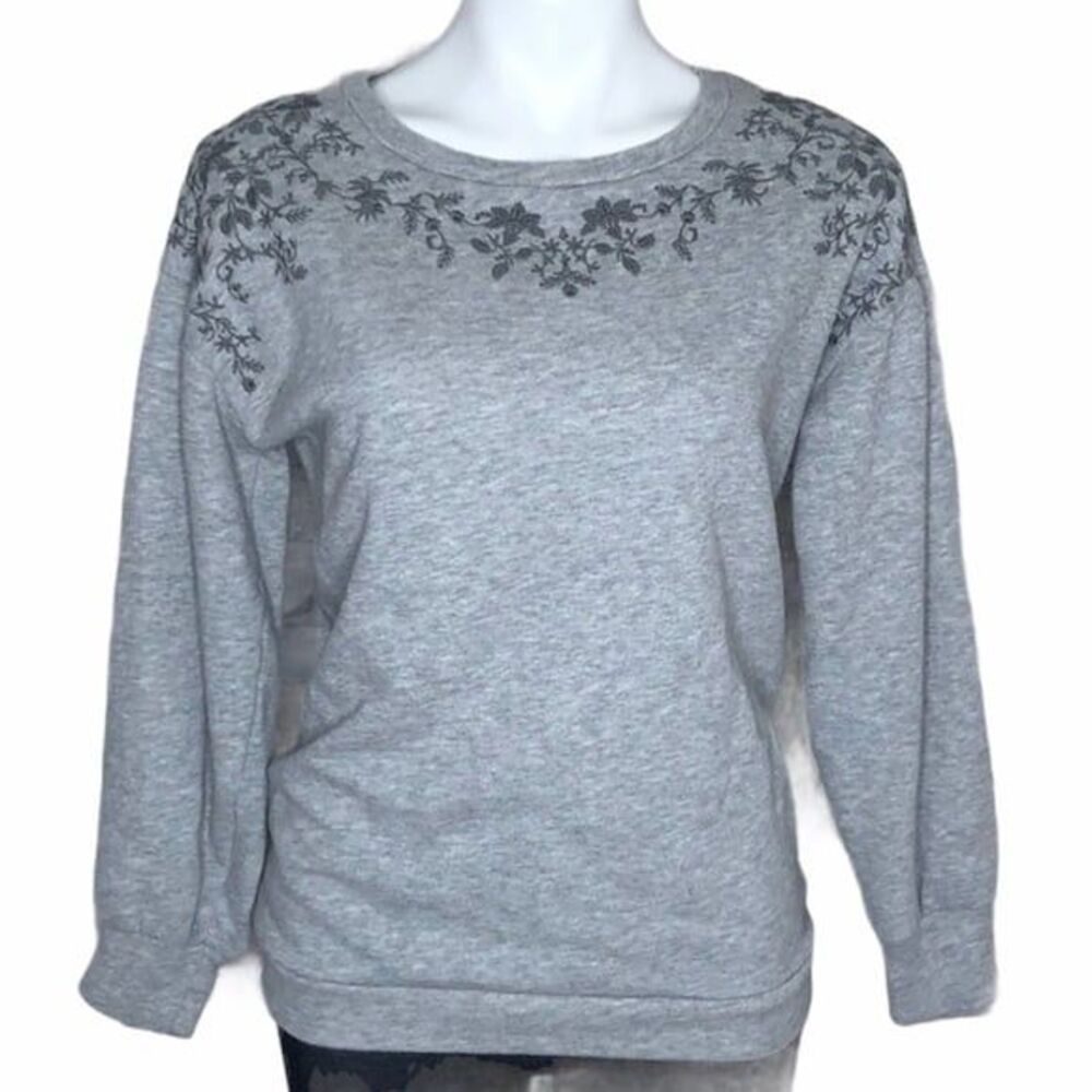American Eagle embroidered gray sweatshirt medium